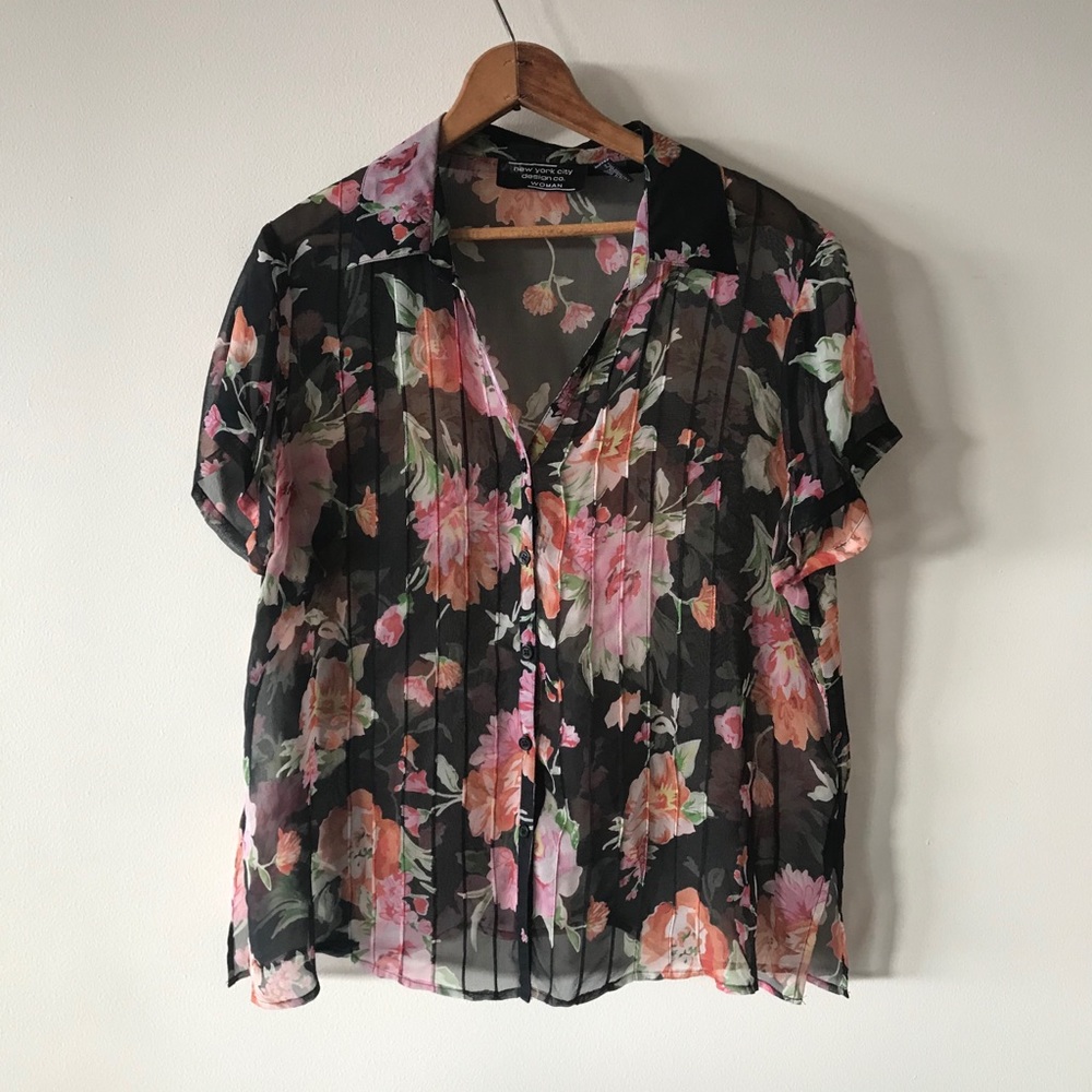 100% Silk Black and Floral Button Up Blouse 1x